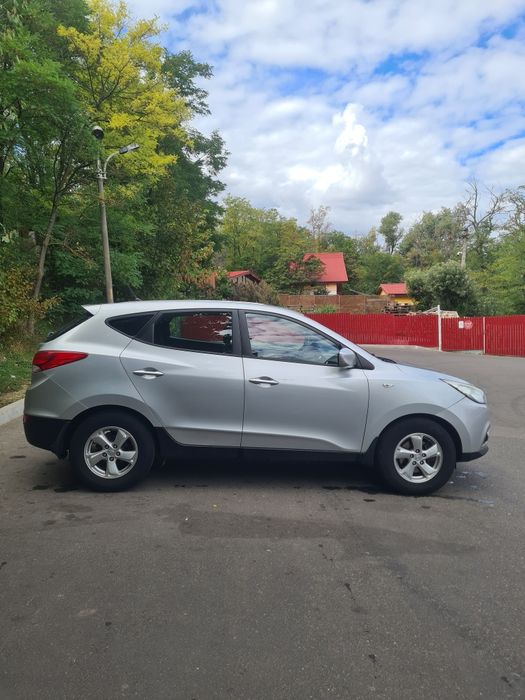 HYUNDAI ix35 2011 — imagine 4