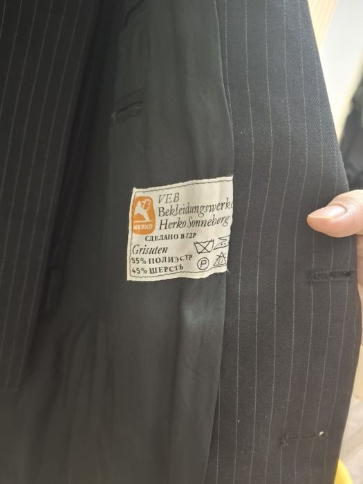 Продается костюм