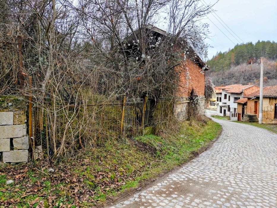 Продава се Парцел в София, Карпузица - 980 кв.м за 11 €/кв.м - Снимка #2