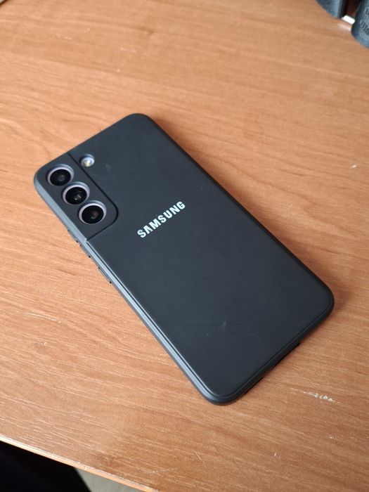 Samaung S22 идеал