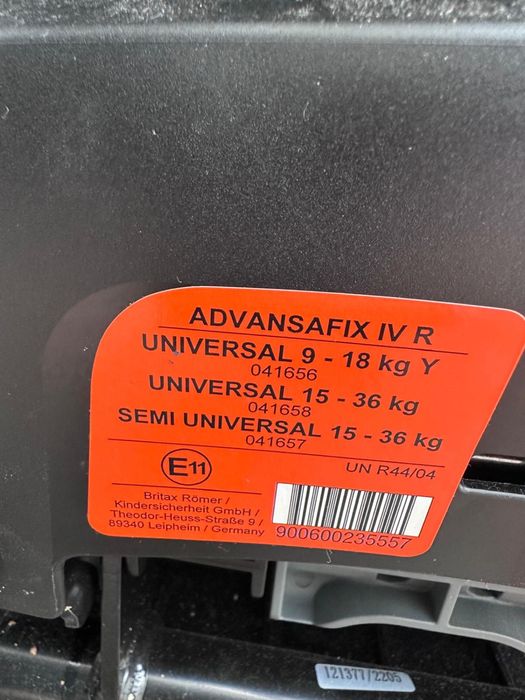Scaun auto Britax Romer Advansafix IV R