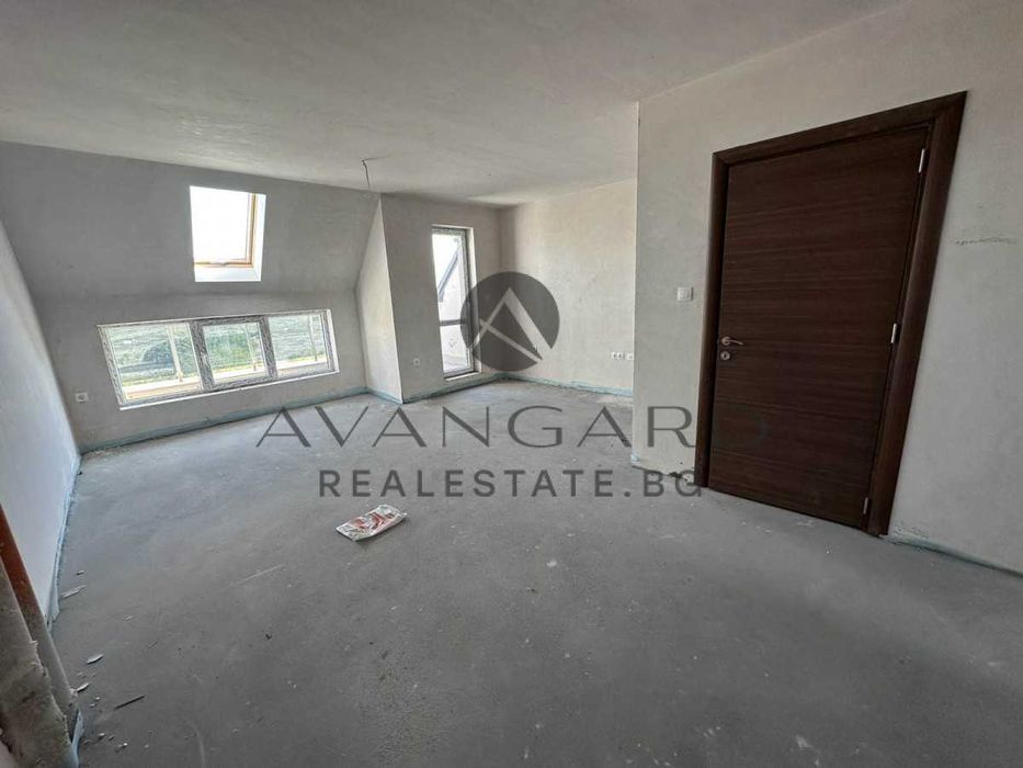 Продава се Тристаен апартамент в Пловдив, Тракия - 127 кв.м за 1315 €/кв.м - Снимка #2