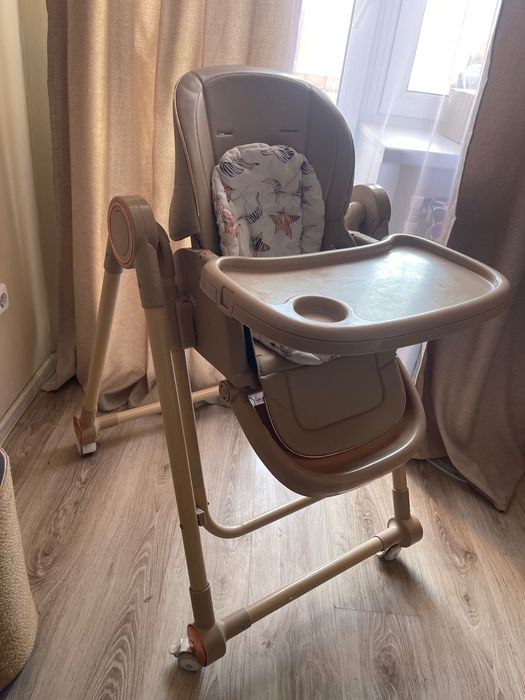 Стул для кормления