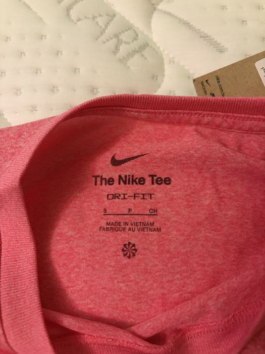 Дамска тениска Nike