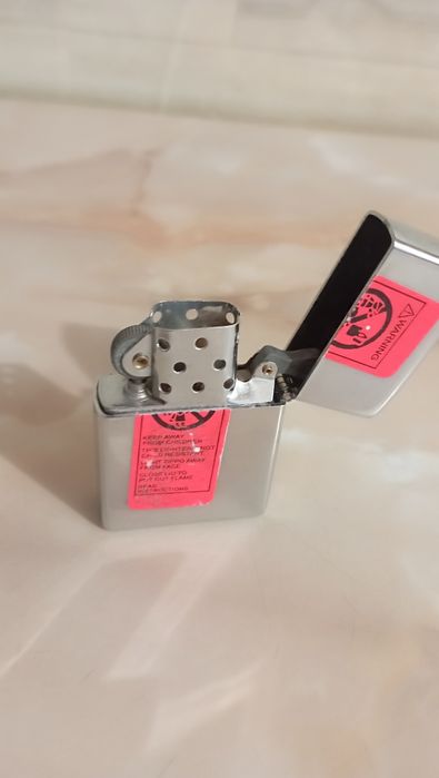 bricheta Zippo XII