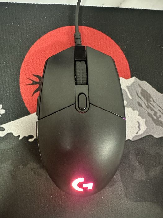Продается Мышка logitech G102