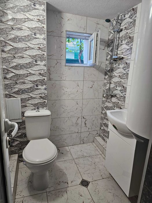 Дава се под наем Етаж от къща в Божурище - 73 кв.м за 382.5 € - Снимка #2