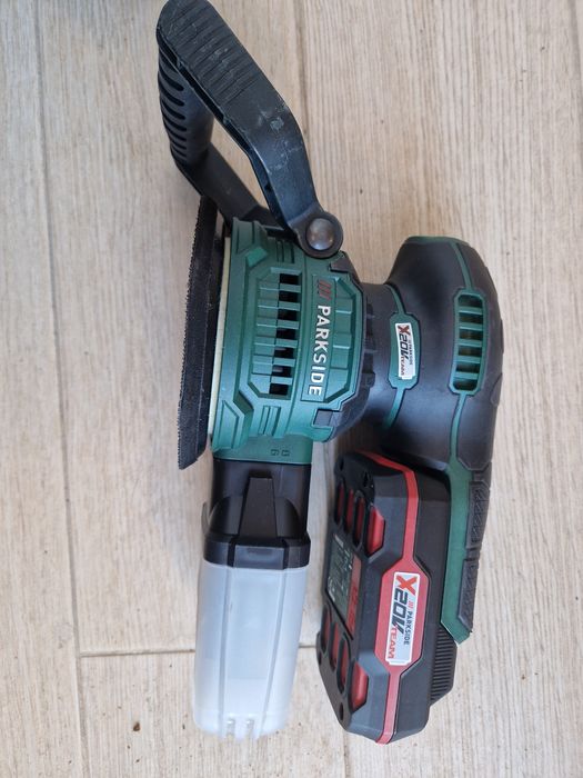 Акумулаторен ексцентършлайф Parkside