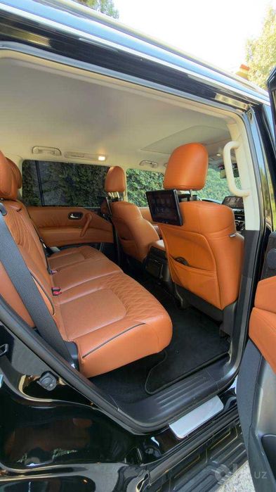 Продаётся Nissan Patrol в отличном состоянии.