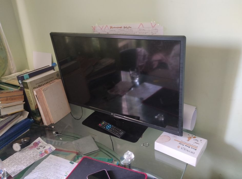 LG televzor sotiladi holati yaxshi
