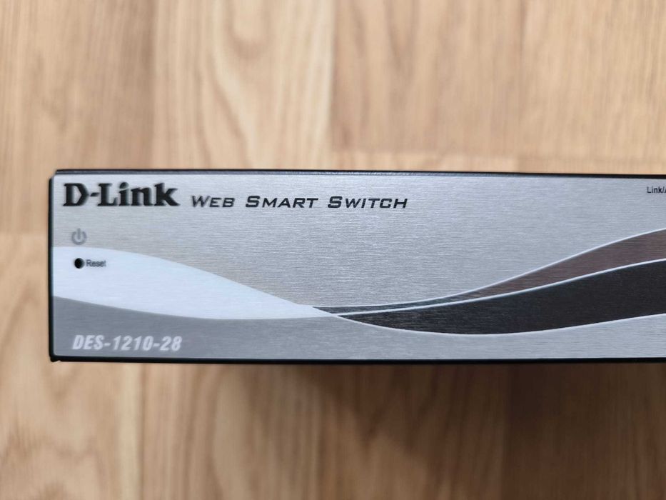 Switch D-Link DES-1210-28P, 24 x 10/100, 2 Combo SFP, 2 Gigabit, POE