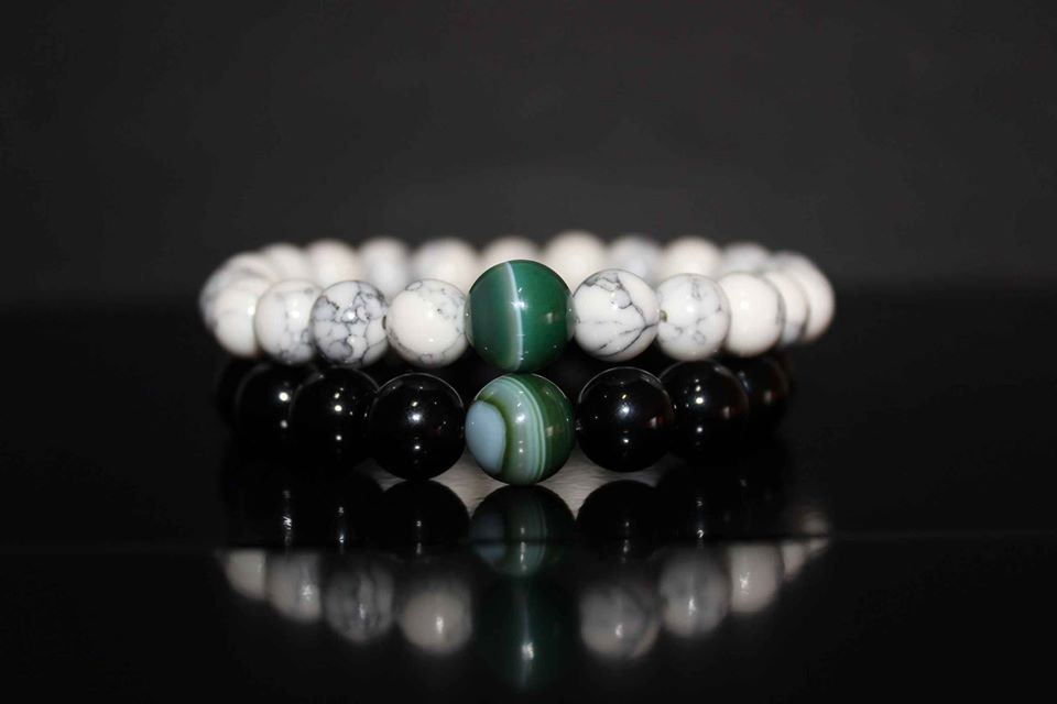 Разпродажба на гривни ръчна изработка