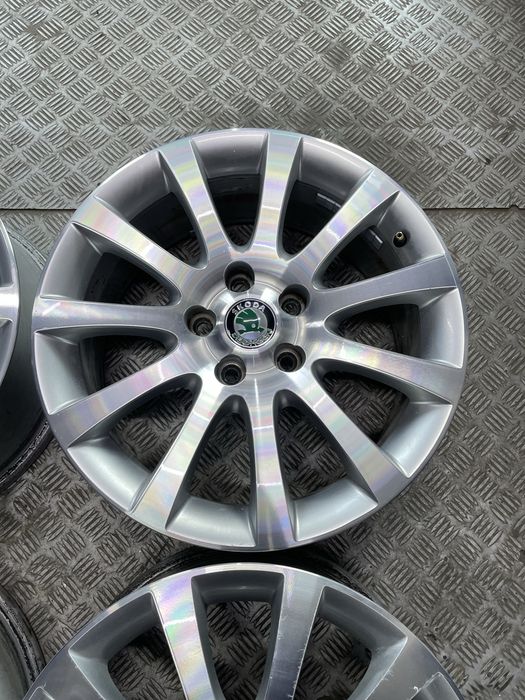 Оригинални джанти за шкода 17”