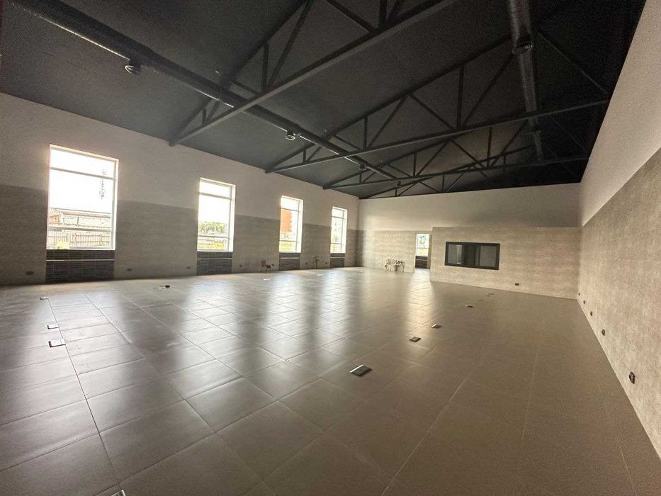 Отдельно-стоящее здание