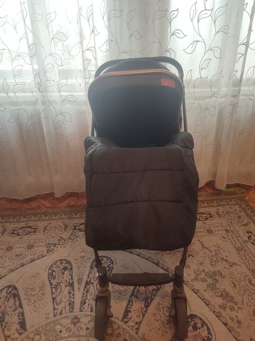 Продам детскую коляску