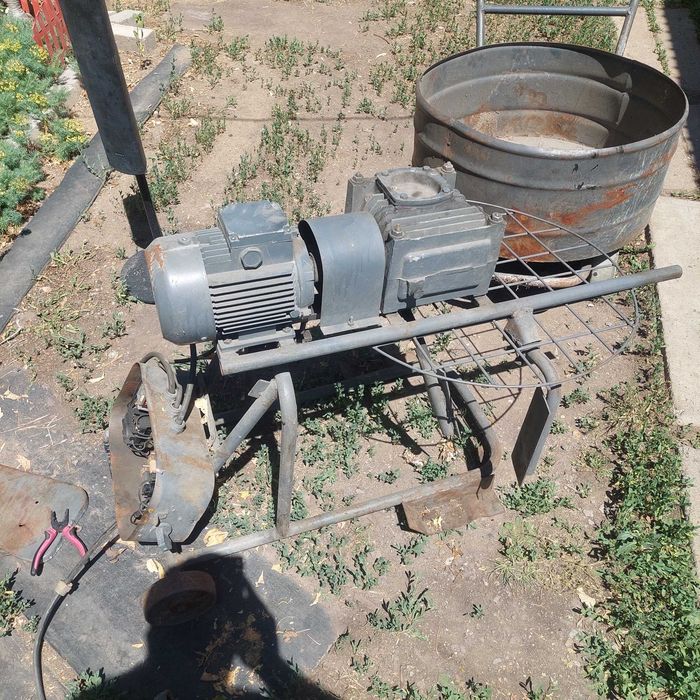 Бетономешалка продам