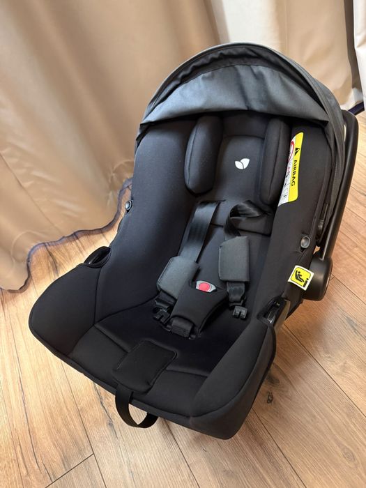 Vând Scoică Auto Joie i-Snug 2 (i-Size) – Ca Nouă, cu Cutie