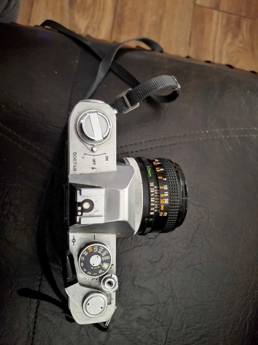 Vând aparat foto  canon