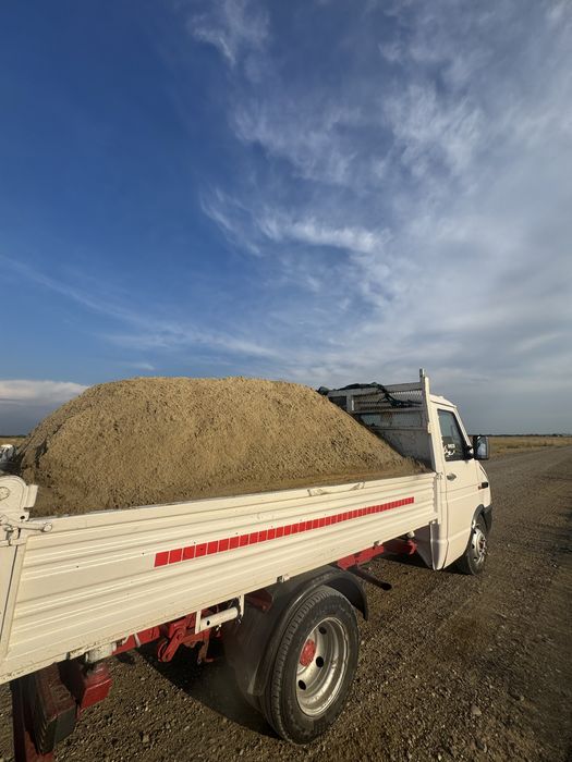 Piatră Nisip Balast Pamant negru-Vegetal Pietris Pufar Moluz Excavator Demolat Nivelat