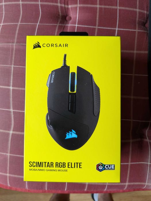 Чисто нова гейминг мишка Corsair Scimitar RGB Elite