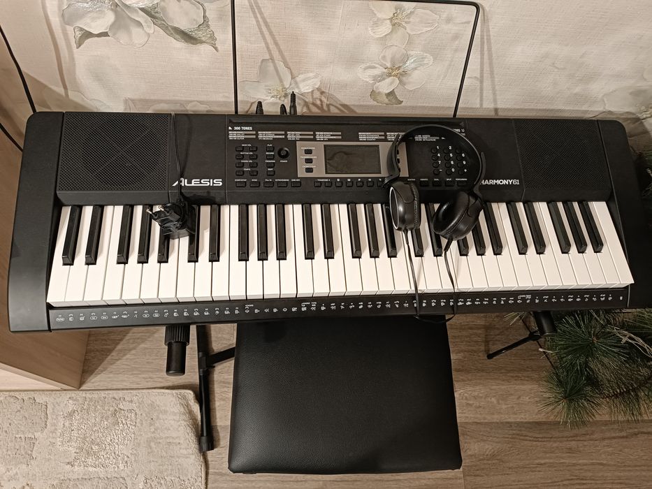 Синтезатор Alesis HARMONY 61 MK3