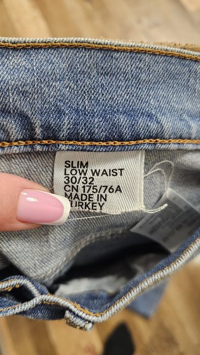 Blugi bărbați mărimea 30