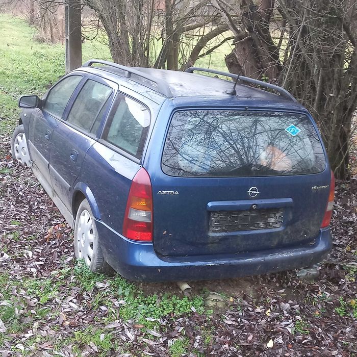 Vand Opel Astra pentru Rabla