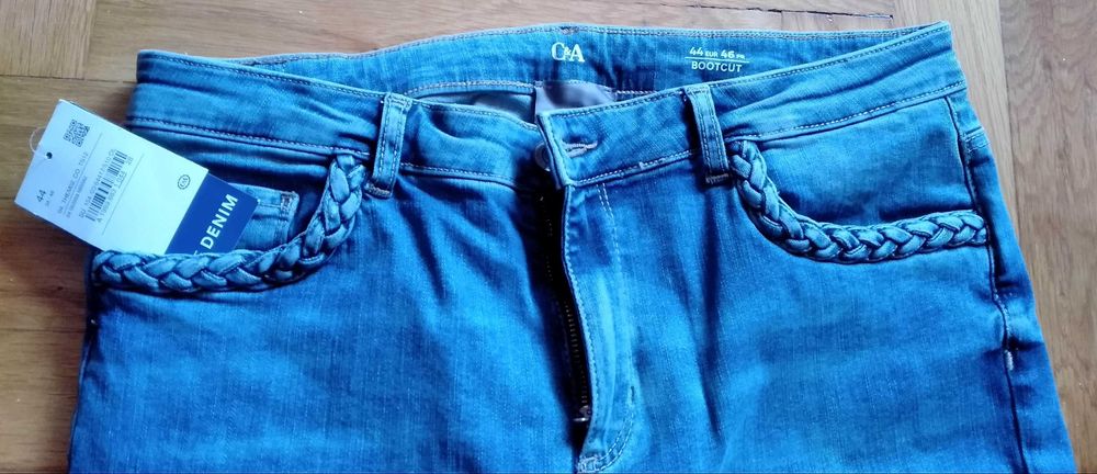 Vând jeans c&a noi cu eticheta mărimea 44 femei