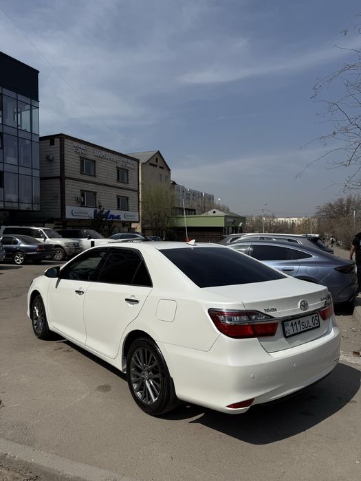 Toyota camry 55 2015