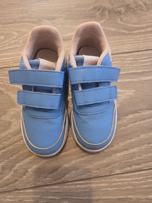 Детски маркови обувки