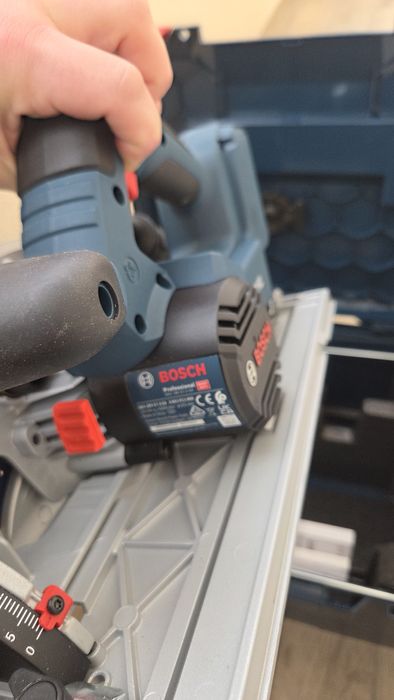 Fierastrau circular Bosch GKS18V-57-2 GX + sina 1,1m,in garantie