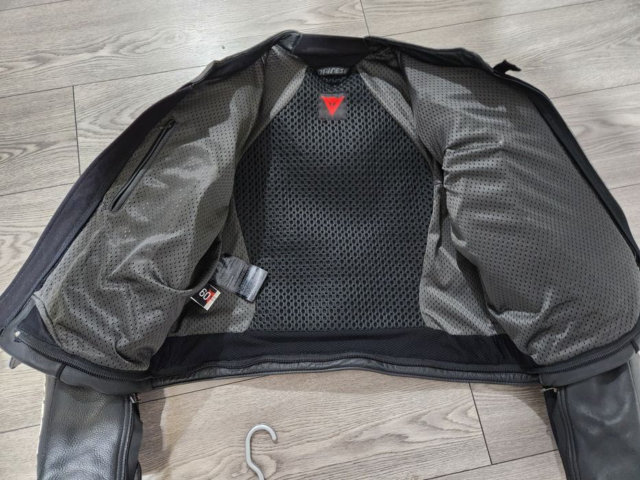 Geaca moto dainese marimea 60