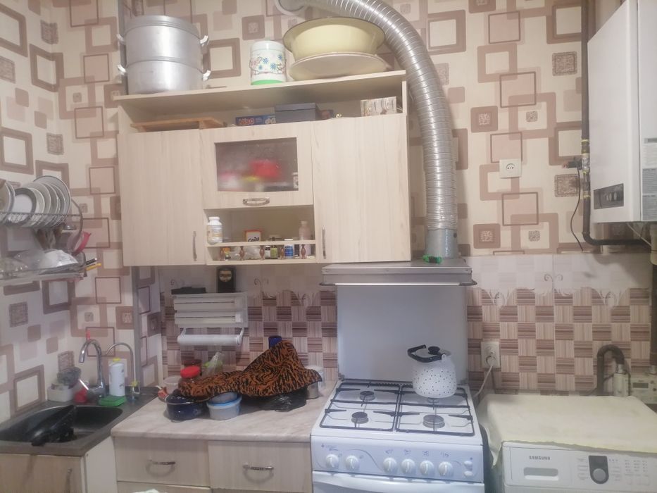 Продам свою 2х комнатную квартиру 2/1/5, 1 этаж