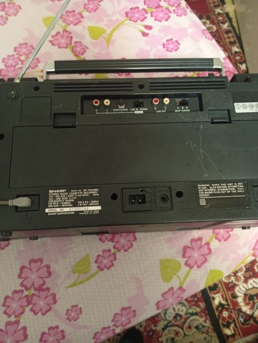 Dublu radio caset Sharp 700  made Japan