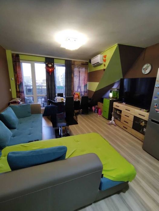 Двустаен апартамент в Кючук Париж