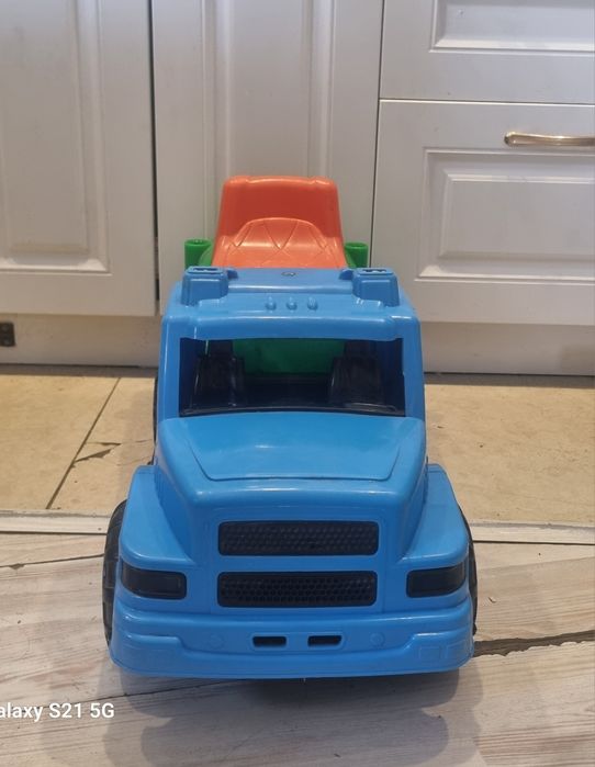 Продам  толакар в отличном состоянии