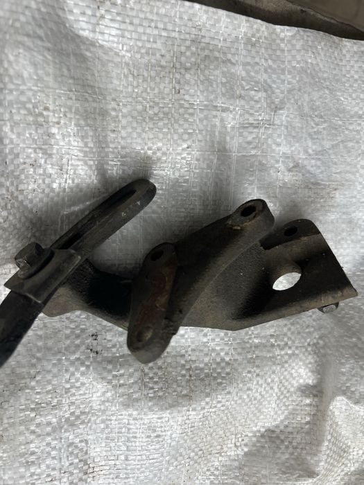 Кранштейн гура 4216