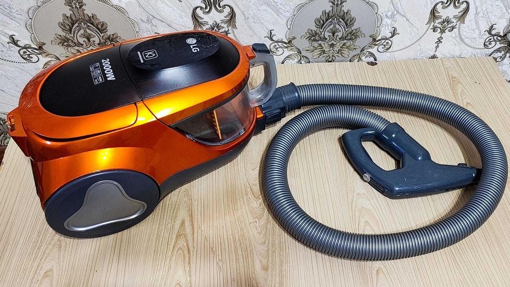 пилесос LG Kompressor