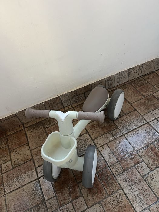 Колело за баланс KikkaBoo