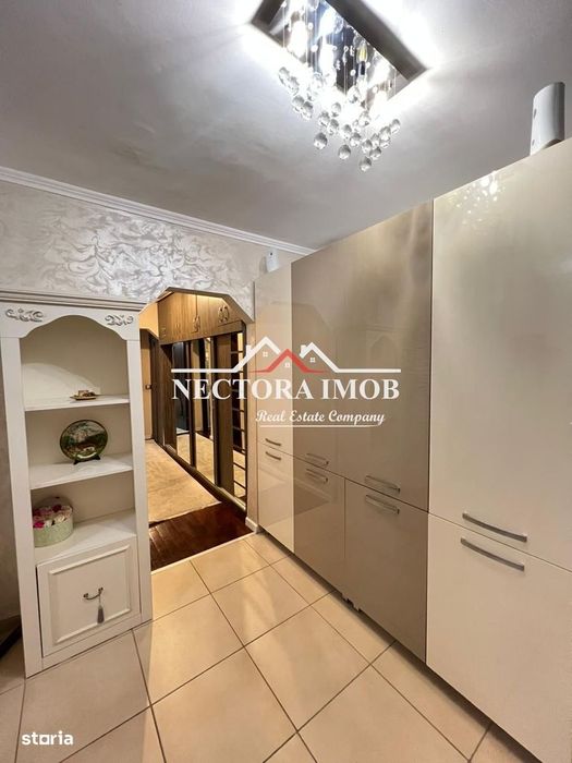 NECTORA IMOB-Apartament 3 camere, Str. Rosiorilor, Parter, Utilat