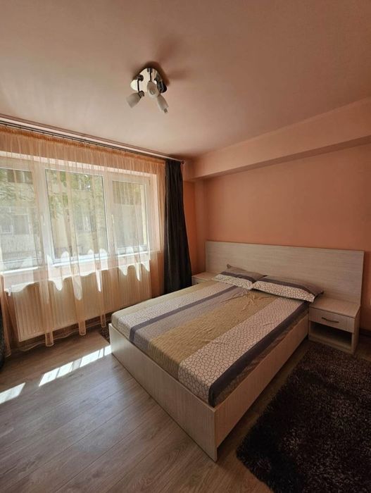 Apartament 2 camere de închiriat