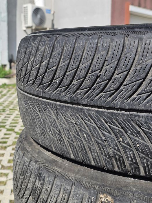 Зимни гуми Michelin Pilot Alpin 5 SUV – 235/60 R18
Продавам комплект о
