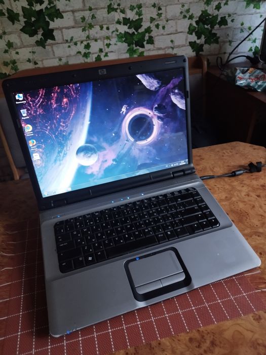 Продам ноутбук HP dv6000.