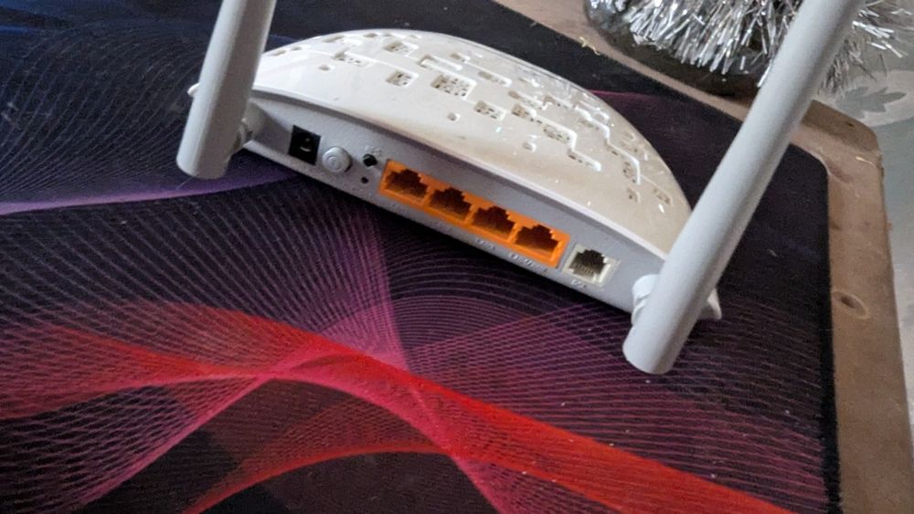Продам dsl роутер