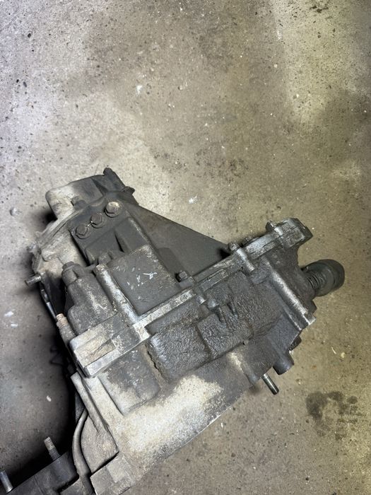 Ваз 2115 2 коробки не рабочие для запчасти