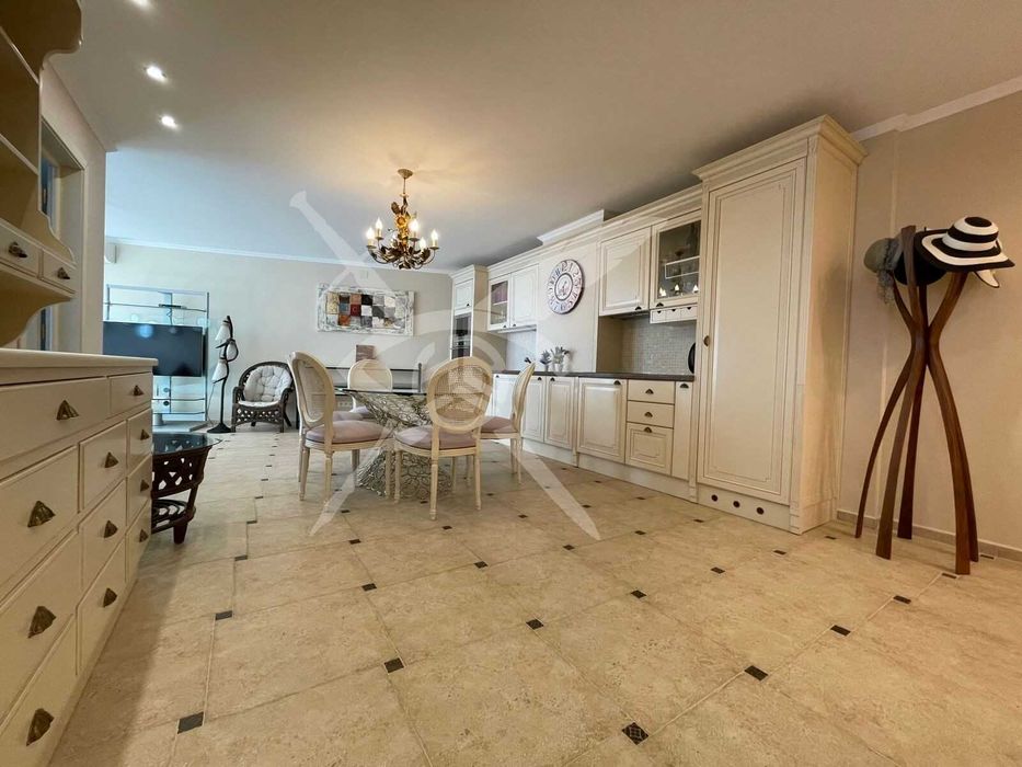 Двустаен Свети влас