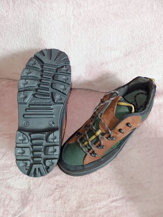 Зимни обувки , боти , кубинки