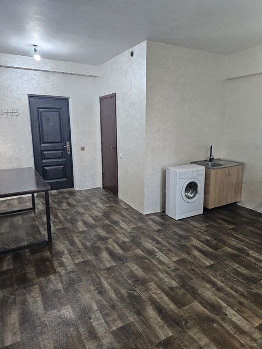 Продаю квартиру студиюю