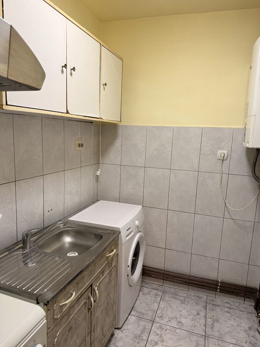 Închiriez garsonieră zona Selgros, INFOEL, Liceul cu Program Sportiv.