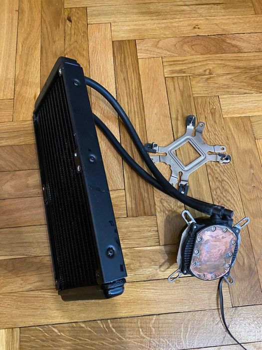 AIO Cooler CPU Deepcool Maelstrom 240 fara ventilatoare